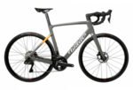 Vélo de Route Électrique Wilier Triestina Cento10 Hybrid Shimano Ultegra Di2 12V 250 Wh 700 mm Noir 2022